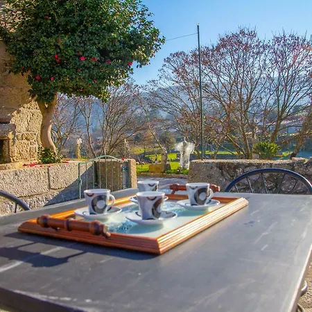 Casa Da Tanquinha * Beiral do Lima