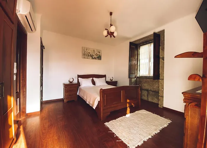 Casa Da Tanquinha * Beiral do Lima