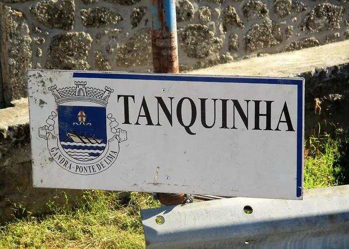 Casa Da Tanquinha * Beiral do Lima